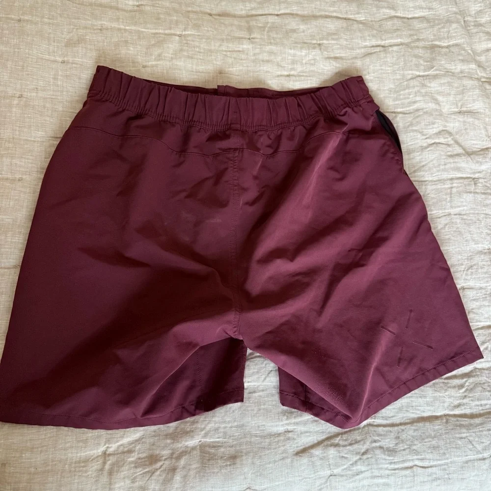 Ten Thousand The Foundation Short 7” Size Large